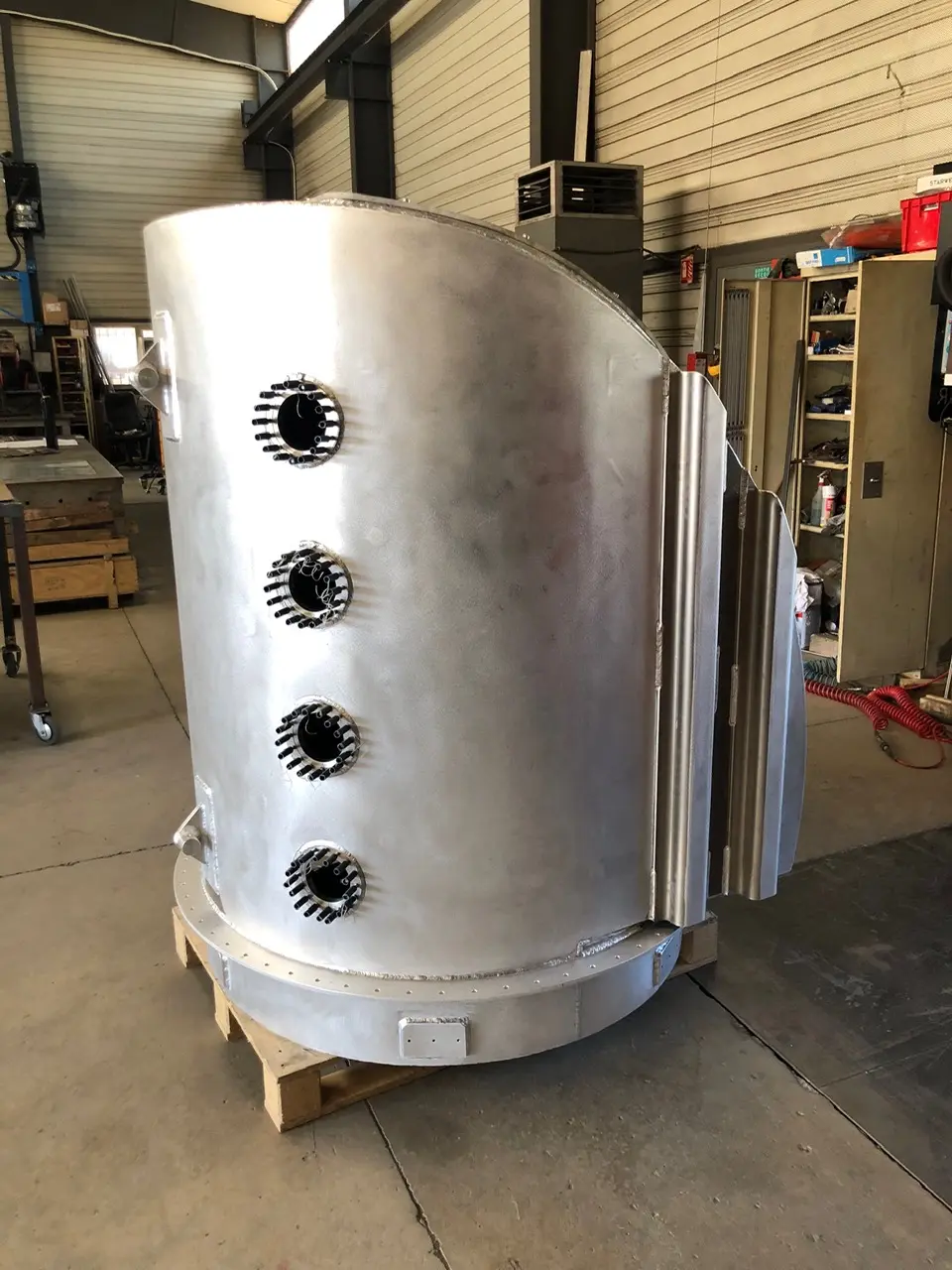 Ouvrage aluminium finition brossée